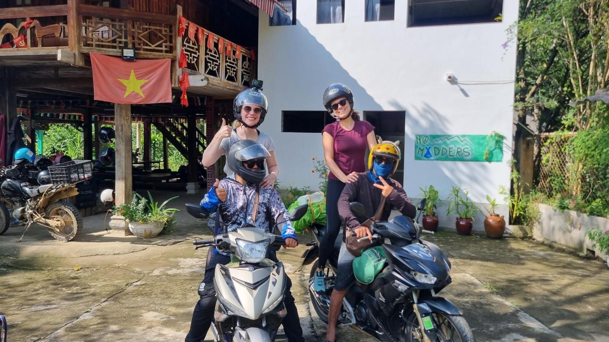 Nomadders Ha Giang Pansiyon Dış mekan fotoğraf
