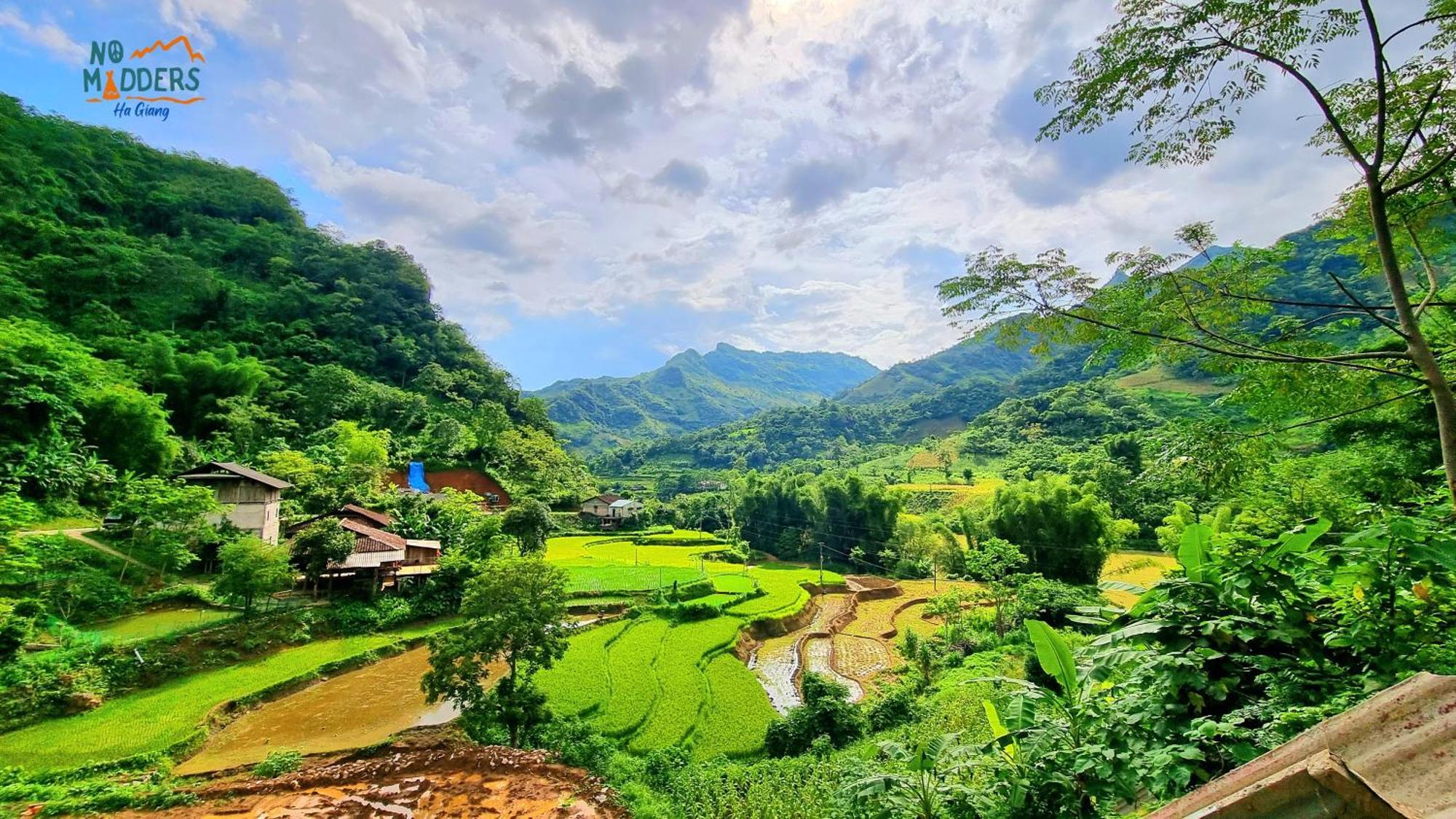 Nomadders Ha Giang Pansiyon Dış mekan fotoğraf