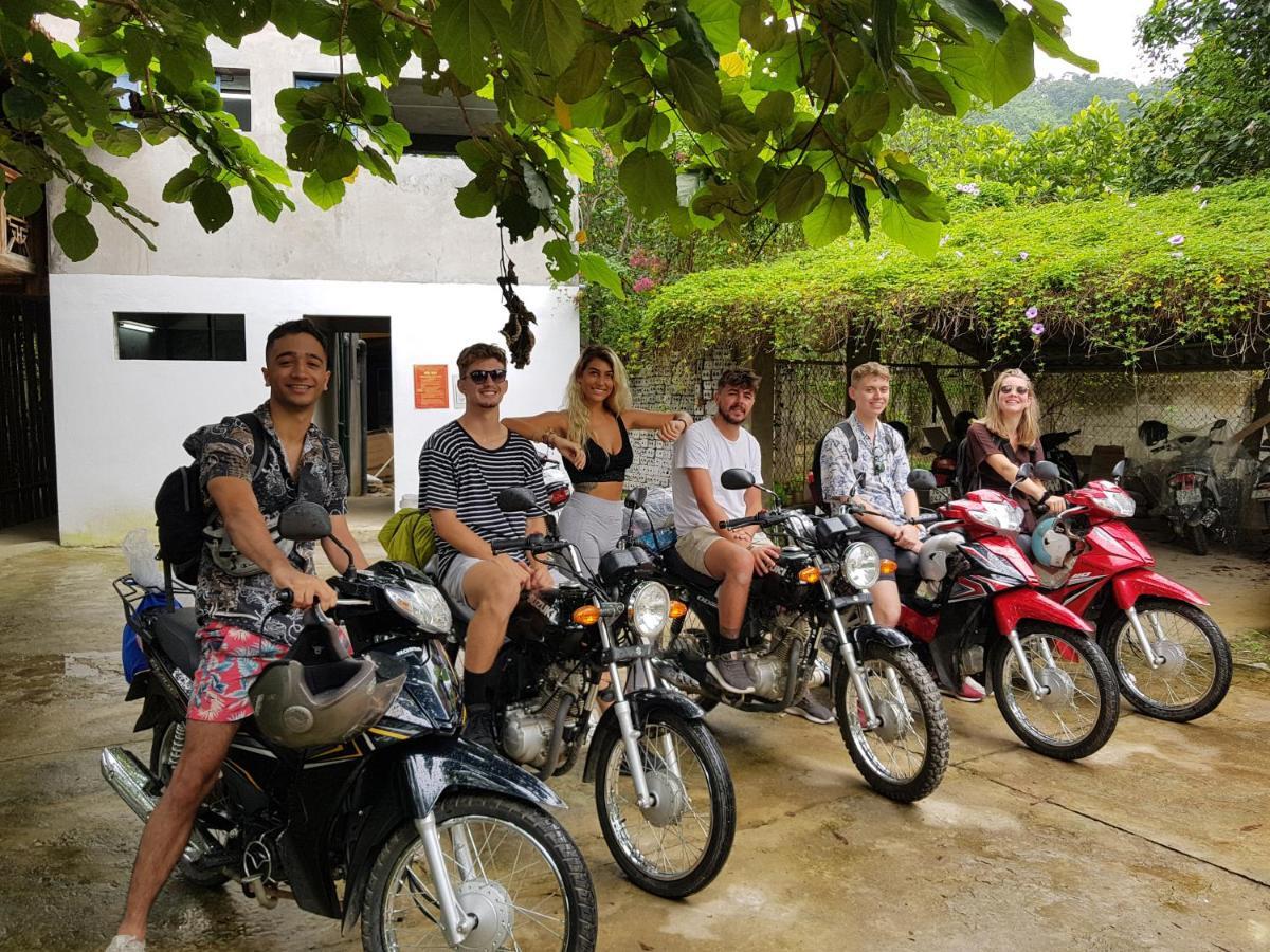 Nomadders Ha Giang Pansiyon Dış mekan fotoğraf